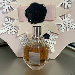 Viktor and Ralf Flowerbomb perfume 3.4oz